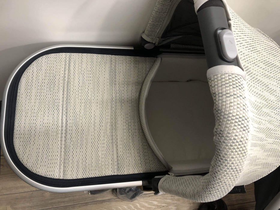 Shop UPPAbaby VISTA V2 Stroller, 2020, Sierra (Dune Knit) at Goodbuygears