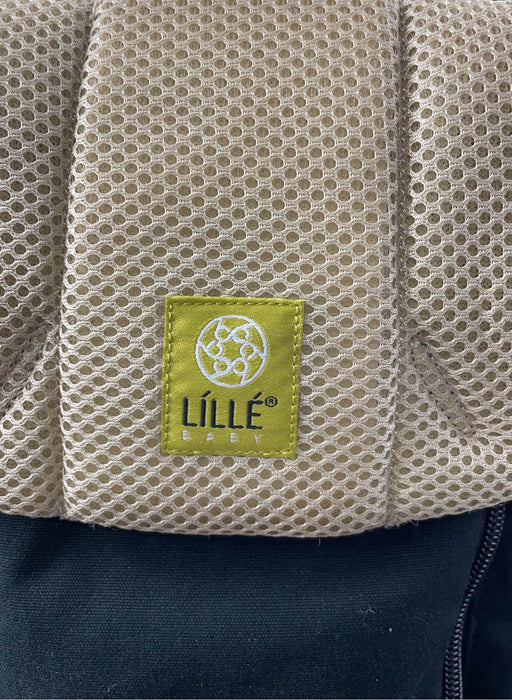 Shop Lillebaby Complete All Seasons Baby Carrier, Includes Infant Insert at Goodbuygears