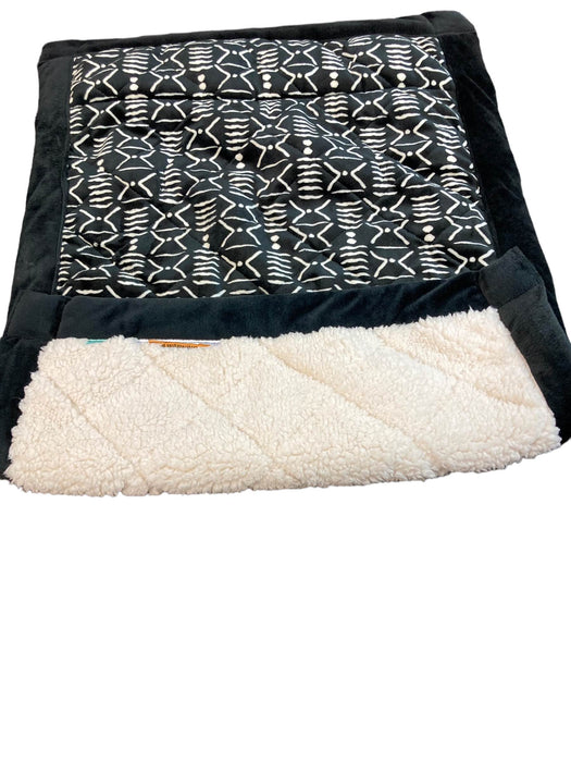 Shop Aden + Anais Embrace Cozy On-The-Go Weighted Blanket at Goodbuygears