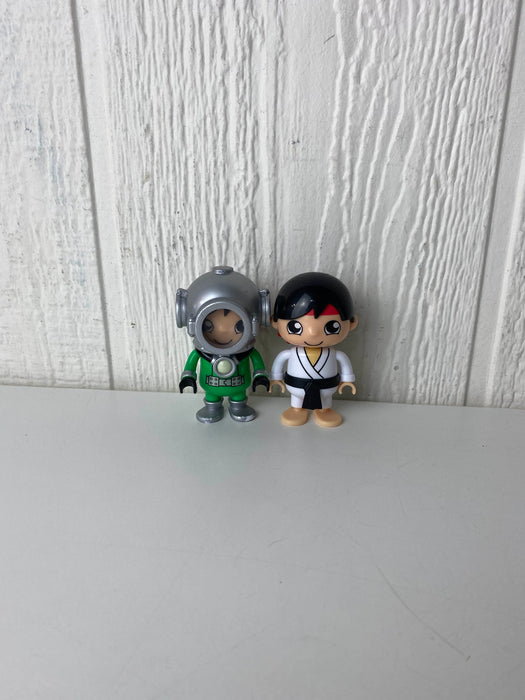 secondhand Action Figure