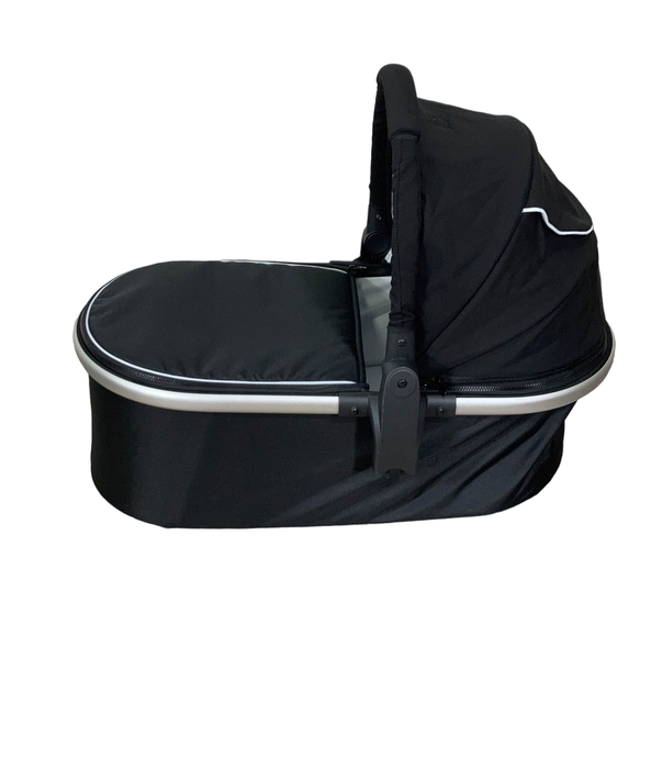Shop Mockingbird Bassinet, Black at Goodbuygears