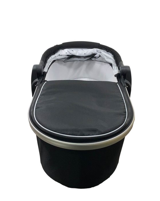 Shop Mockingbird Bassinet, Black at Goodbuygears