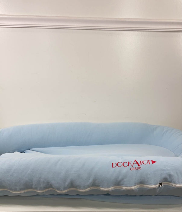 Shop Dockatot Grand Dock, Celestial Blue at Goodbuygears