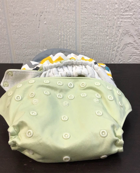 used BUNDLE Rumparooz Cloth Diapers