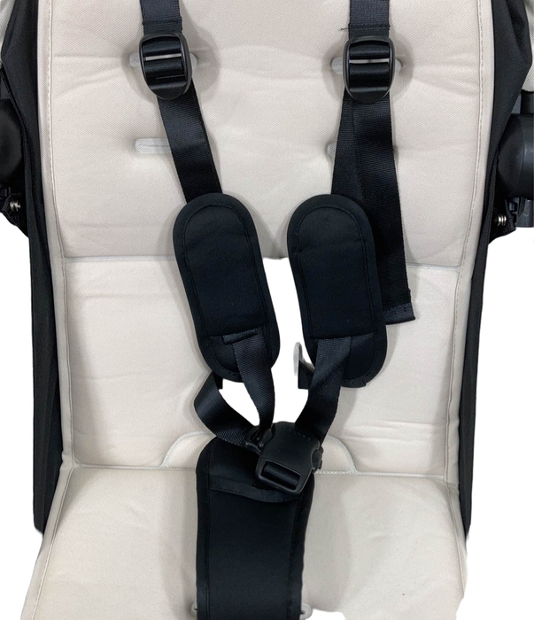 Shop Colugo Compact Stroller, 2022, Dune at Goodbuygears