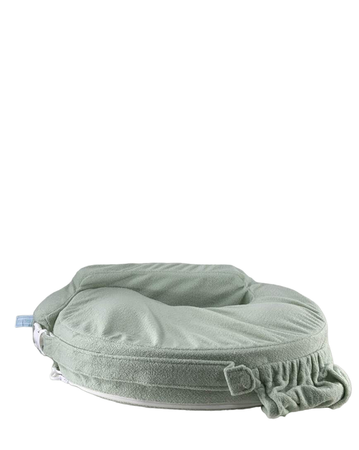 Shop My Brest Friend Deluxe Nursing Pillow, Spring Green at Goodbuygears