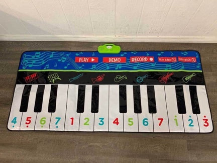 used Imaginarium Jumbo Piano Keyboard Floor Mat