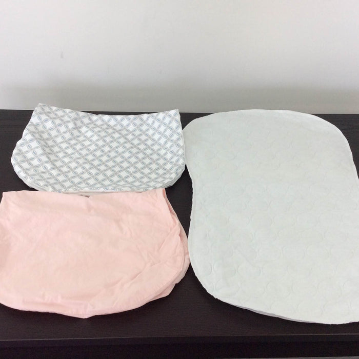 used BUNDLE Bassinet Sheets,  Halo