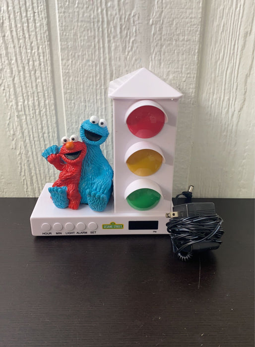 used Custom Quest It’s About Time Spotlight Sleep Enhancing Alarm Clock For Kids, Elmo & Cookie