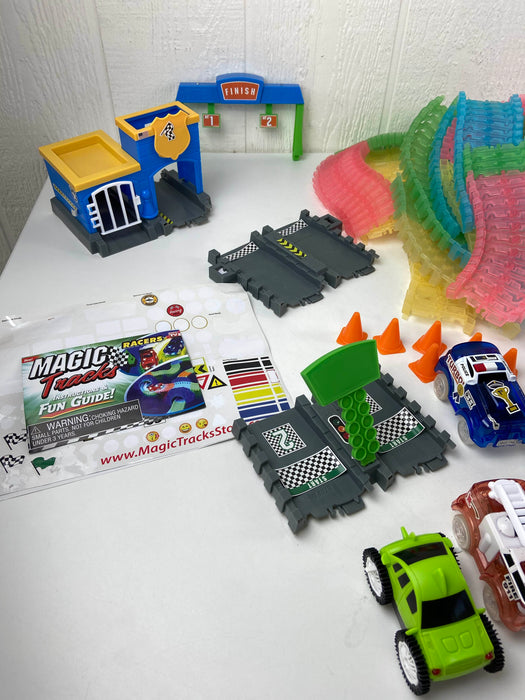 secondhand Ontel Magic Tracks RC Mega set