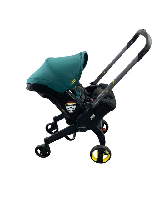 Shop Doona Infant Car Seat & Stroller Combo, 2022, Racing Green at Goodbuygears