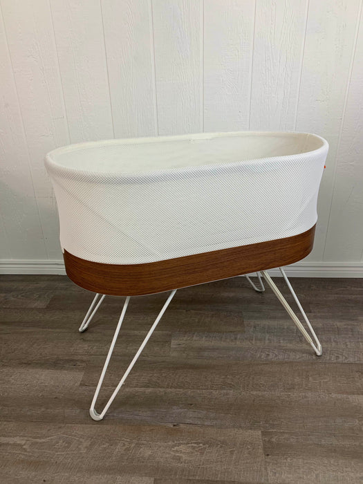 used Happiest Baby SNOO Smart Sleeper