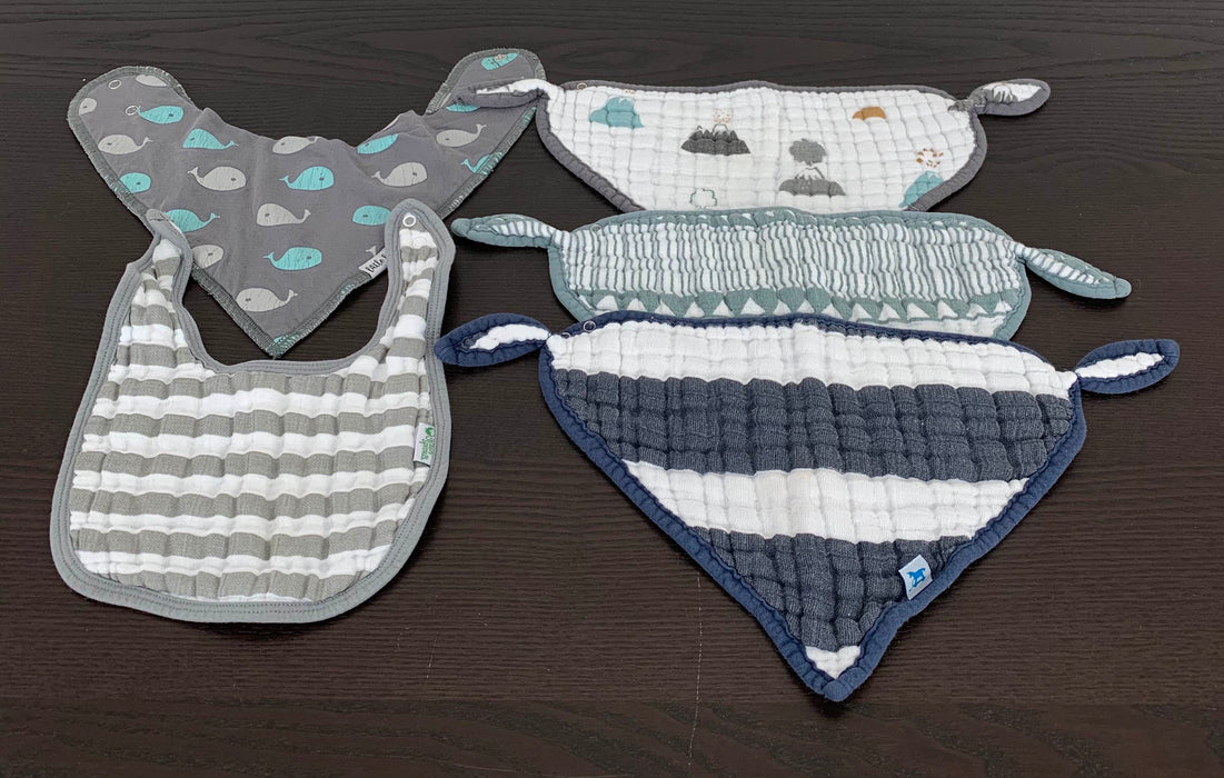 used BUNDLE Baby Bibs