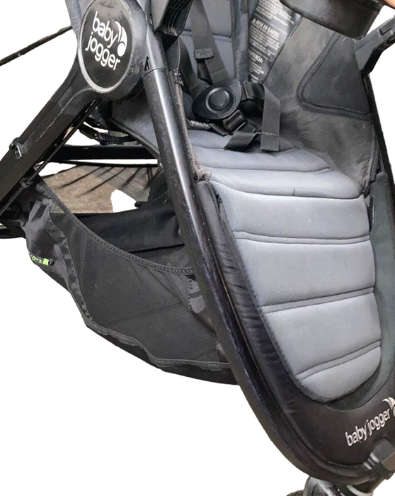 Shop Baby Jogger City Mini GT2 Stroller, 2019, Opulent Black at Goodbuygears