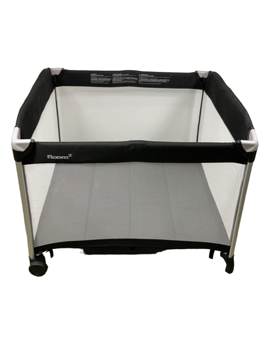 secondhand Joovy Room2 Playard, Black
