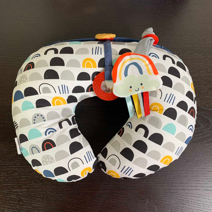 secondhand Boppy Prop & Play, Black White & Rainbow