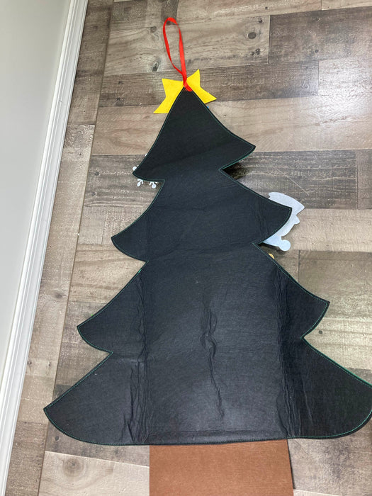 secondhand Felt Christmas Tree