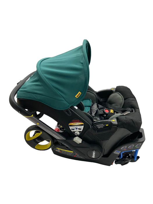Shop Doona Infant Car Seat & Stroller Combo, 2022, Racing Green at Goodbuygears