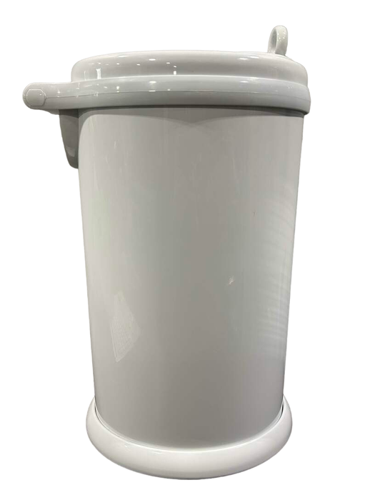 Shop Ubbi Diaper Pail, White at Goodbuygears