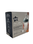secondhand Tommee Tippee Closer To Nature Baby Bottles, 2 pack 9 Oz