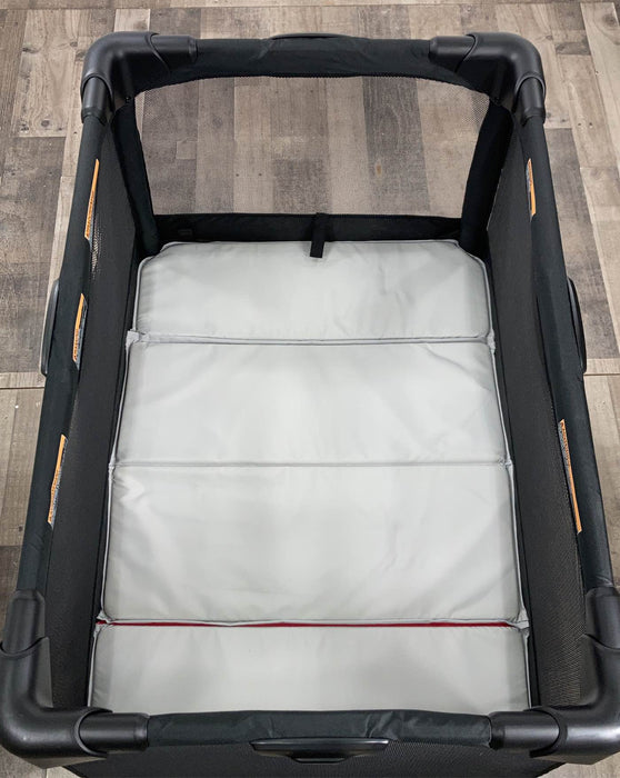 Shop 4moms Breeze Playard Plus, 1045 at Goodbuygears
