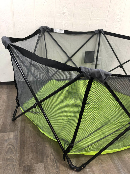 secondhand Summer Infant Pop N Play Portable Playard