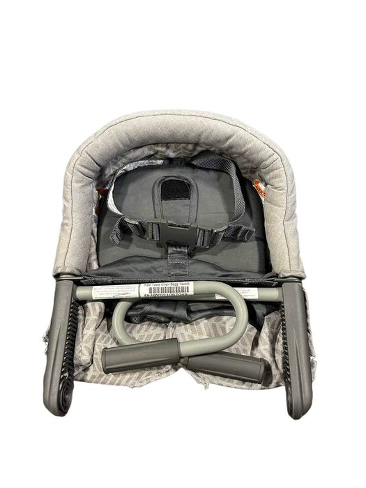 Shop Inglesina Fast Table Chair , Broken Arrow Gray, With Tray at Goodbuygears