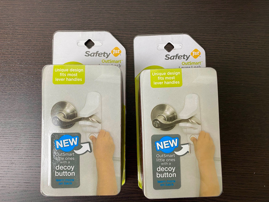 secondhand BUNDLE Baby Proofing Items