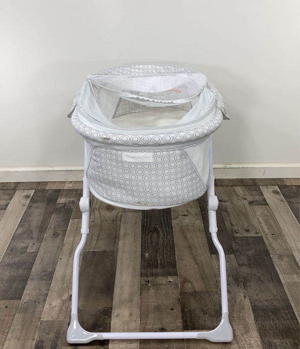 Shop Delta Children EZ Fold Ultra Compact Travel Bassinet at Goodbuygears