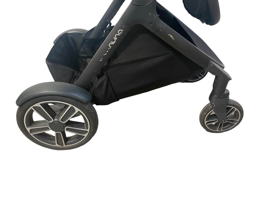 Shop Nuna Demi Grow Stroller, Black, 2019 at Goodbuygears