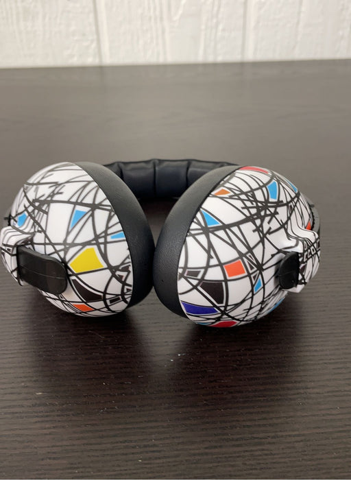 secondhand Baby Banz Hear No Blare Earmuffs