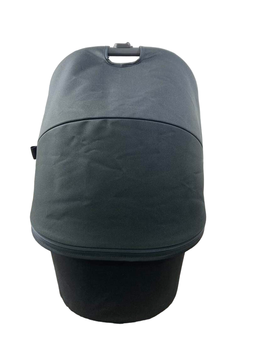 Shop UPPAbaby V2 Bassinet, Jake (Charcoal) at Goodbuygears