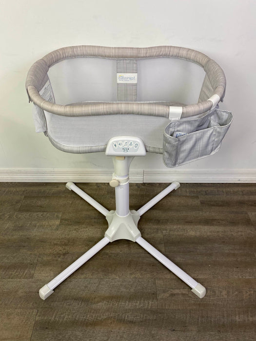 used Halo BassiNest Swivel Sleeper Luxe Plus Series