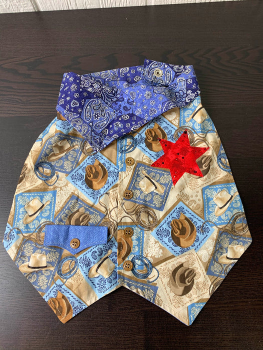 used BUNDLE Baby Bibs