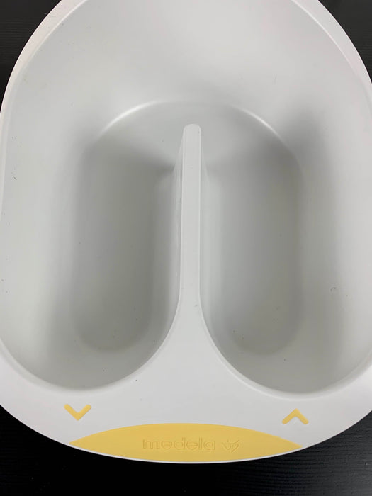 Medela Breast Pump & Bottles