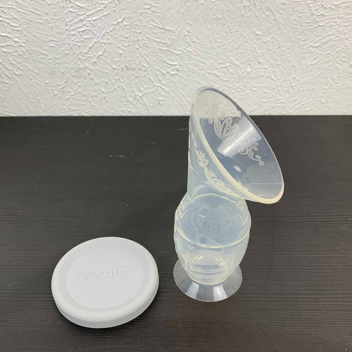 secondhand BUNDLE Haakaa and Silicone Lid