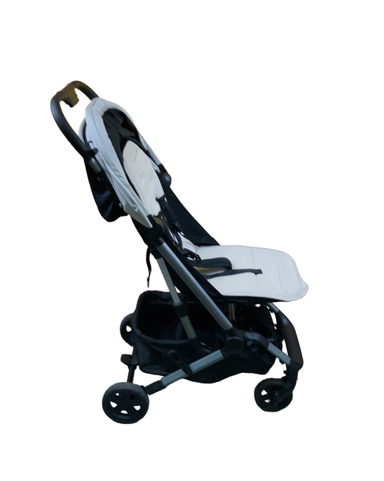 Shop Colugo Compact Stroller, Dune, 2022 at Goodbuygears