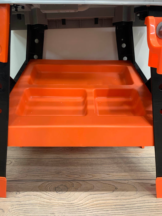 secondhand Black+Decker Tool Bench