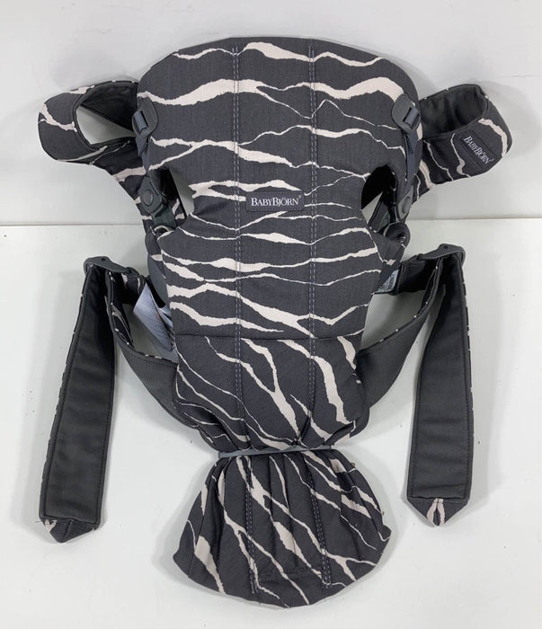 Shop BabyBjorn Baby Carrier Mini, Anthracite/Landscape at Goodbuygears