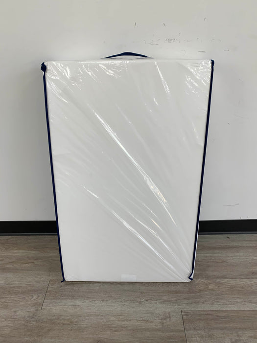 secondhand Moonlight Slumber Little Dreamer Dual-Sided Mini Crib Mattress