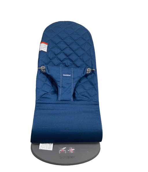 Shop BabyBjorn Bouncer Bliss, Dark Gray Frame, Midnight Blue Cotton Classic Quilt at Goodbuygears
