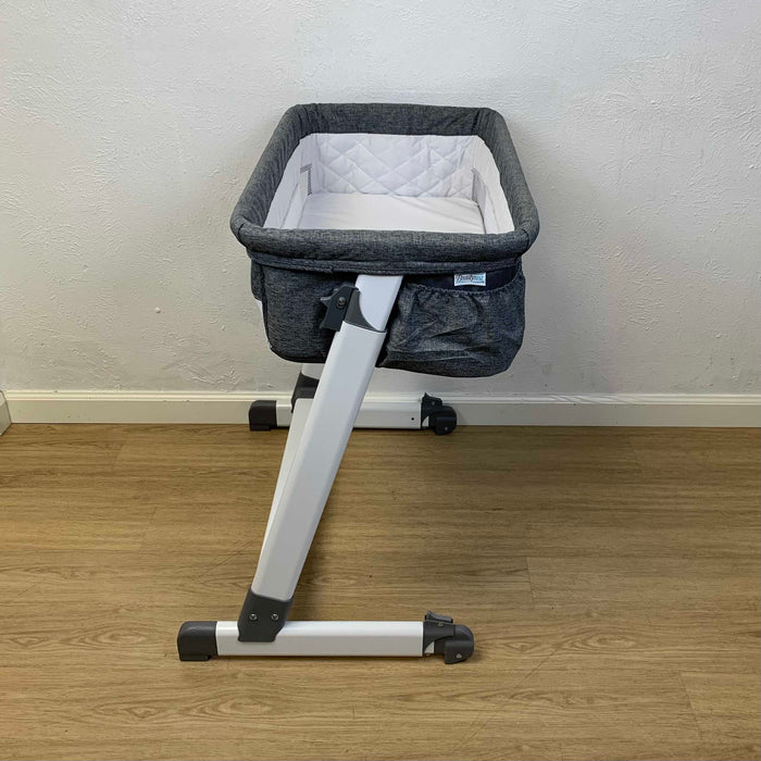 Shop Delta Children By the Bed Deluxe Sleeper Bassinet at Goodbuygears