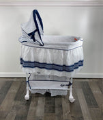 Shop Delta Children Deluxe Gliding Bassinet at Goodbuygears