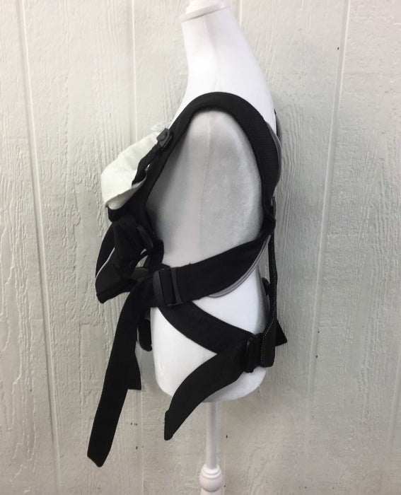 Shop BabyBjorn Baby Carrier Mini, Black Mesh at Goodbuygears