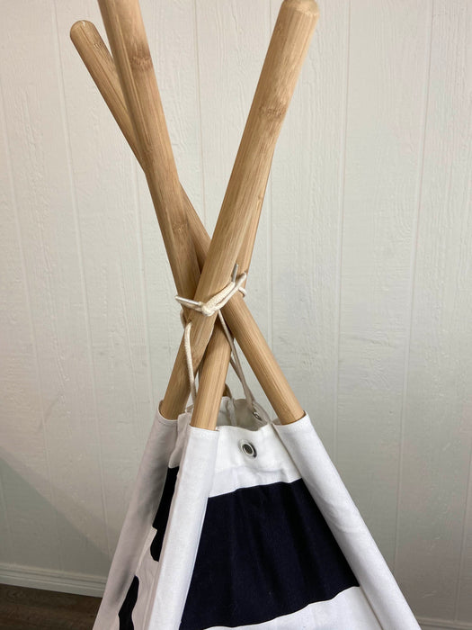 secondhand Pretend Play