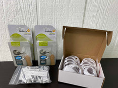 used BUNDLE Baby Proofing Items