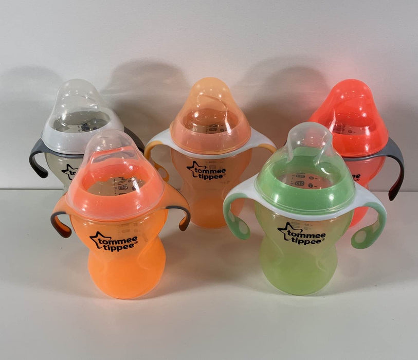 secondhand BUNDLE Tommee Tippee Bottles