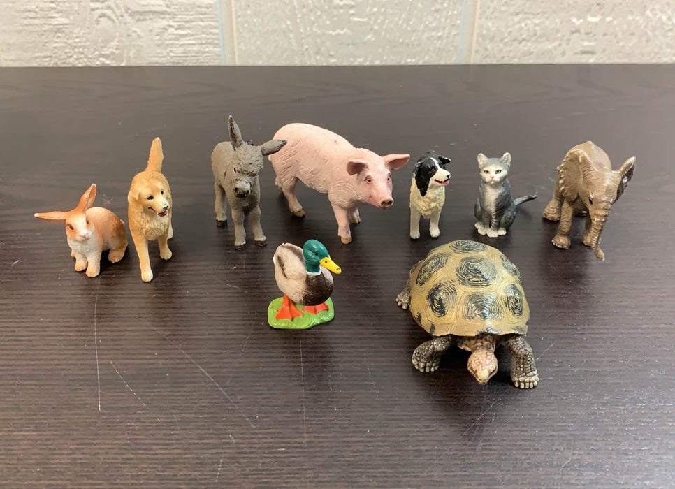 secondhand BUNDLE Plastic Animals