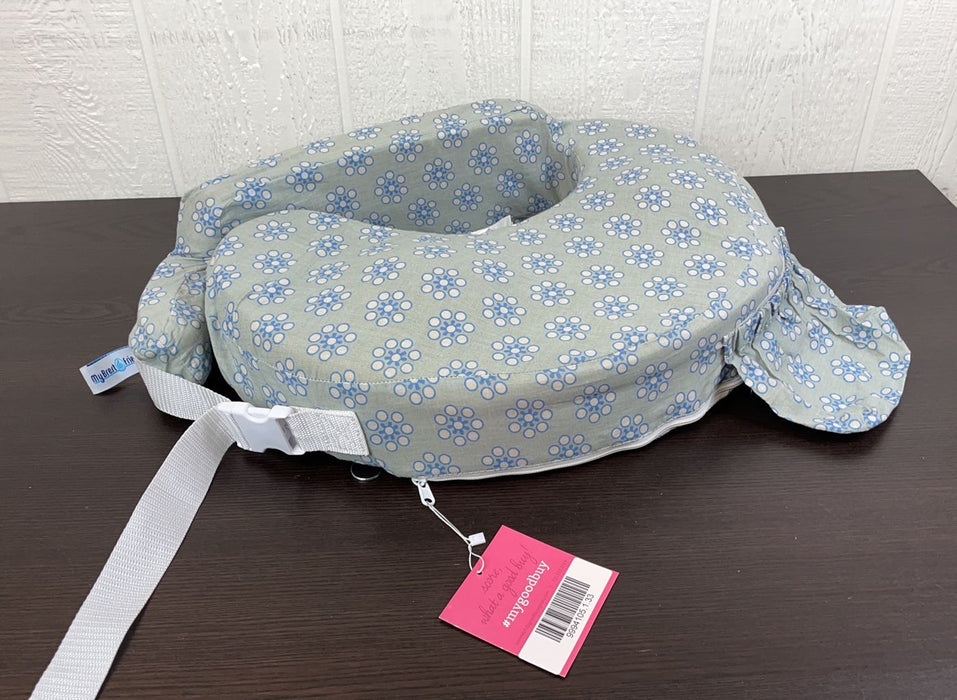 used My Brest Friend Nursing Pillow