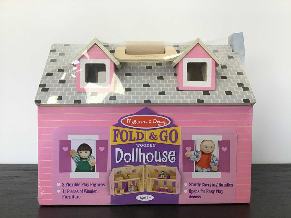 used Melissa & Doug Fold & Go Dollhouse